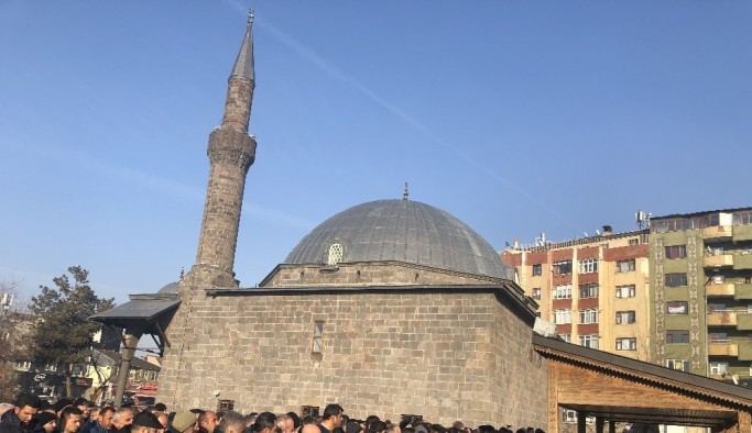 Acar ve Bozkurt ailelerinin acı günü