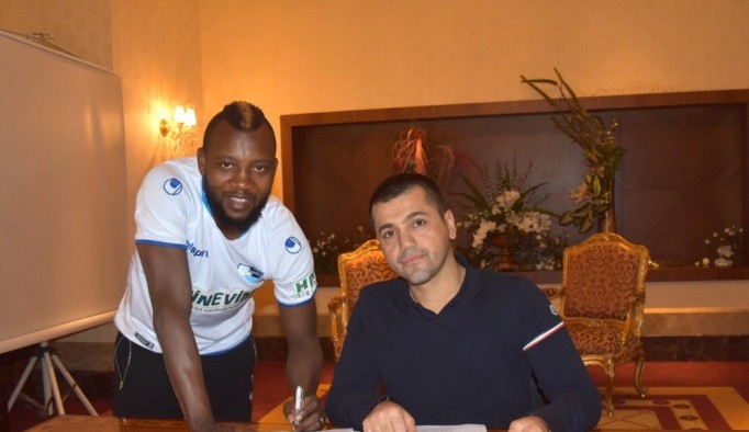 Sissoko, imzayı attı, kampa katıldı...