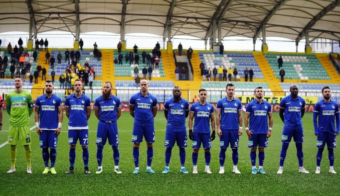 GALİBİYETİ KORUYAMADI, TARAFTARI ÜZDÜ; İstanbulspor: 1 - BB Erzurumspor: 1