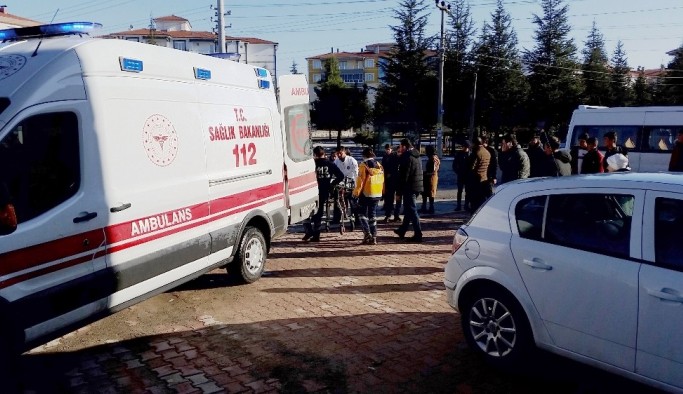 Kulu’da kız öğrenciler arasında kavga: 1 yaralı