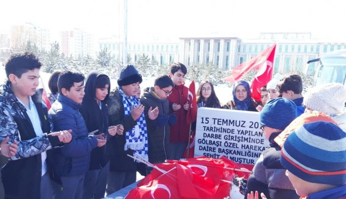 Sabancı Ortaokulu öğrencilerinden en anlamlı Sevgiler Günü etkinliği