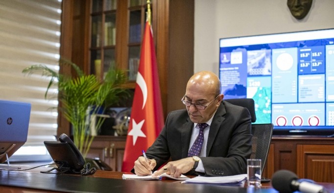 İzmir Büyükşehir Belediyesinden ailelere 16 milyon liralık yardım