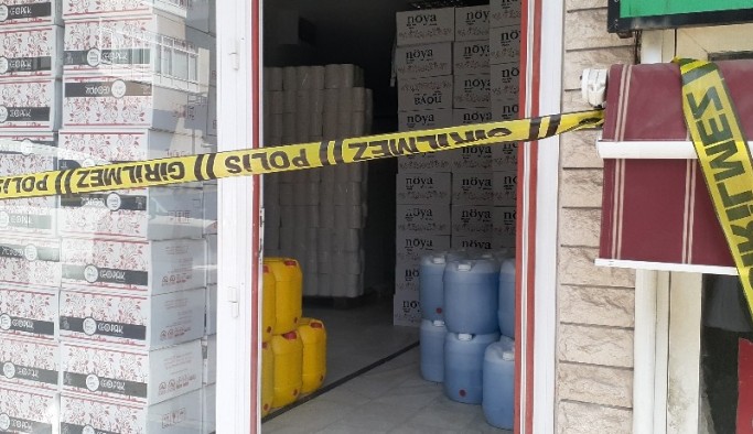 Keçiören’de 3 ton sahte dezenfektan ele geçirildi