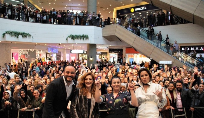 "Zengo" filmine İzmir’de özel gala
