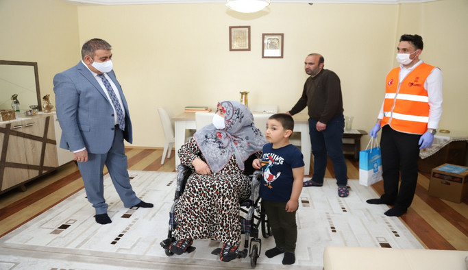 Palandöken’de ‘bayramlık’ sürprizi; Başkan Sunar: “İlçe sakinlerimizin emrindeyiz”