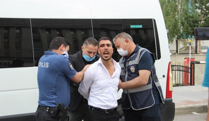 Erzurum Adliye önünde hesaplaşma