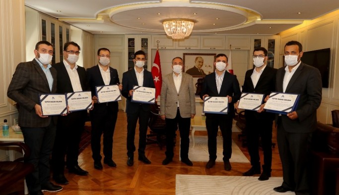 AİÇÜ’den uzaktan eğitimde başarı hikâyesi