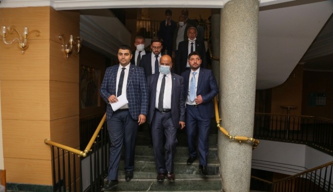 İYİ Parti Erzurum İl Teşkilatı yemekte buluştu