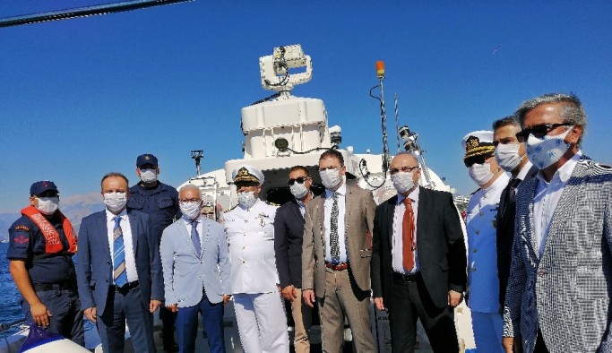 Antalya’da denizcilerin renkli bayramı