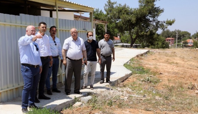 Başkan Gümüş, yeni normal sonrası mahalle ziyaretleri sürüyor