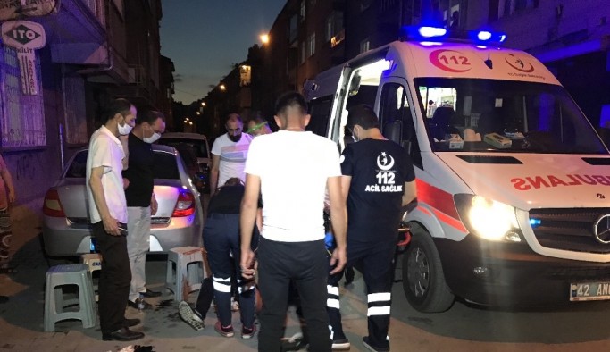 Konya’da bıçaklı kavga: 3 yaralı
