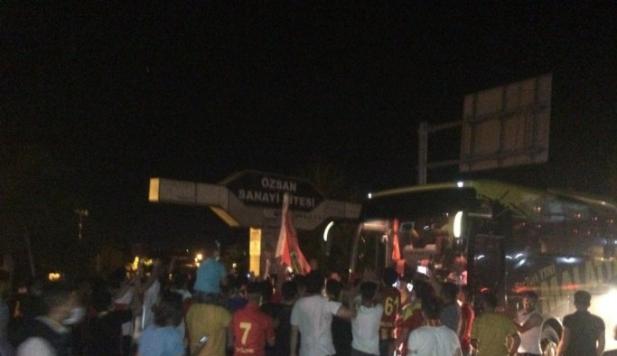 Yeni Malatyaspor’a coşkulu karşılama