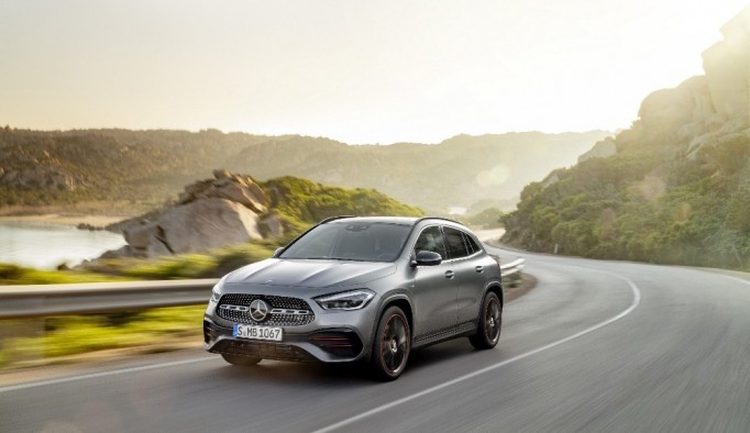 Yeni Mercedes-Benz GLA Türkiye’de