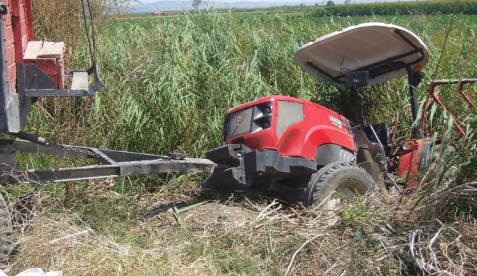 Bursa’da motosikleti ile römorkun altına giren talihsiz adam hayatını kaybetti