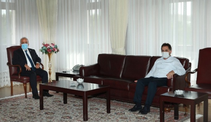 Merkez İlçe Belediye Başkanlarından tebrik ziyareti