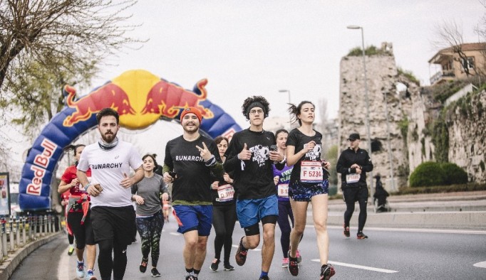 Red Bull Challengers Vodafone İstanbul Yarı Maratonu’na hazır