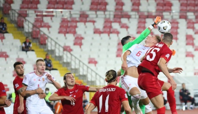 Türkiye, FIFA dünya sıralamasında 3 basamak geriledi