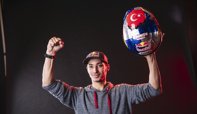 Toprak Razgatlıoğlu Portekiz’de birinci oldu