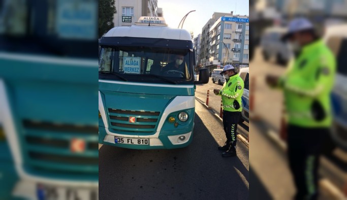 Aliağa’daki toplu taşıma araçlarında korona virüs denetimi