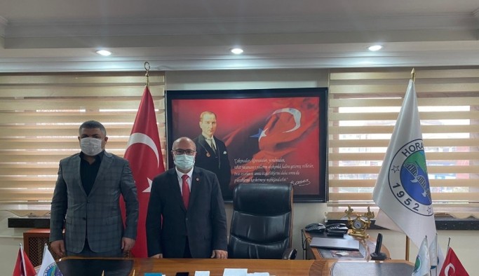 Horasan Belediyesi’nde toplu sözleşme sevinci