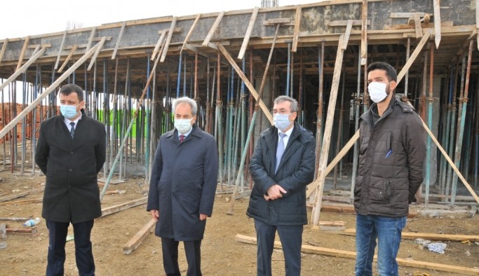 Akşehir'de yeni otogar inşaatı hızla yükseliyor