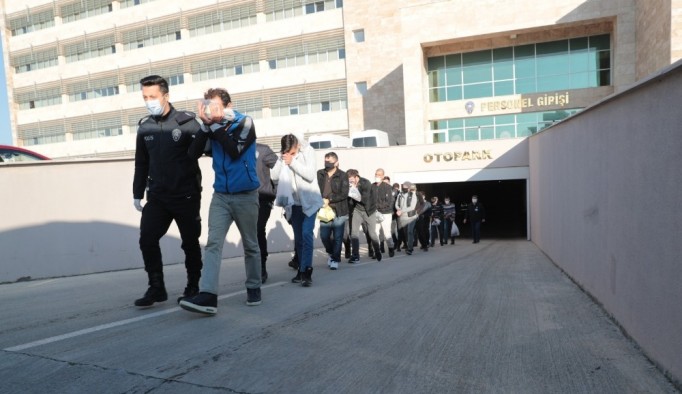 Antalya'da aranan 91 şüpheli yakalandı