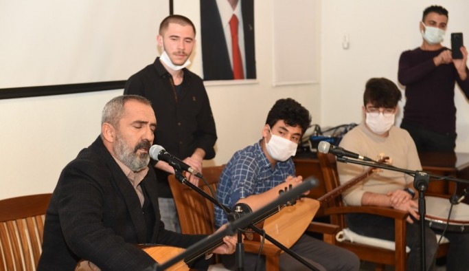 Başkent'te Yavuz Bingöl eşliğinde türkü sesleri yükseldi