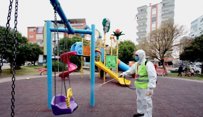 Bayraklı Belediyesi, 86 bin noktayı dezenfekte etti