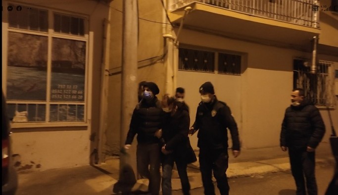 Bursa'da sokağa çıkma yasağında uyuşturucu operasyonu