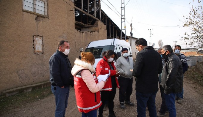 Deprem bölgesi Elazığ'da ailelere "Psikososyal Destek"