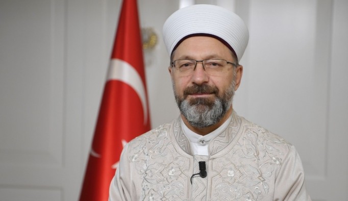 Diyanet İşleri Başkanı Prof. Dr. Ali Erbaş:"Vatandaşlarımızı Kur'an-ı Kerim'in huzur veren tilaveti ve mesajlarıyla buluşmaya davet ediyorum"