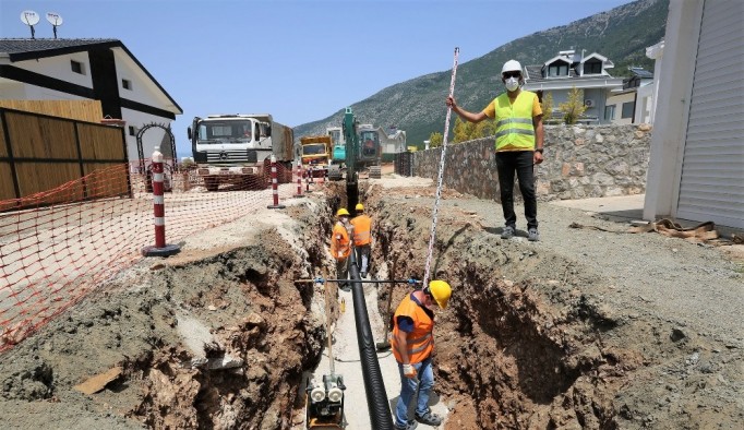 Hisarönü-Ovacık kanalizasyon hattının yüzde 41'i tamamlandı