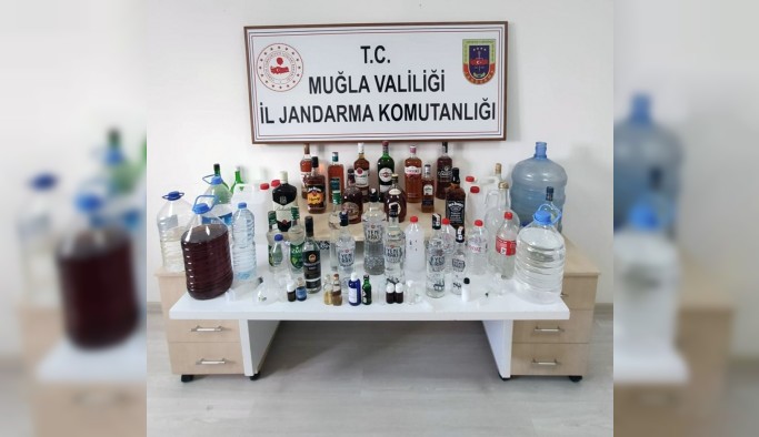 Jandarma 249 litre sahte alkol ele geçirdi