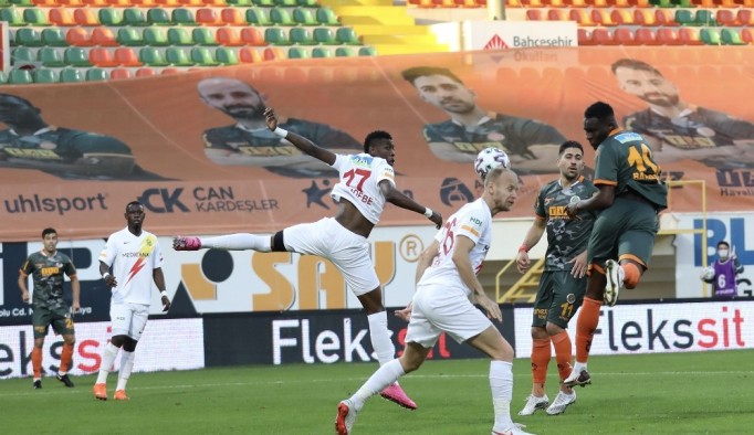 Süper Lig: Aytemiz Alanyaspor: 1 - Yeni Malatyaspor: 1 (Maç sonucu)