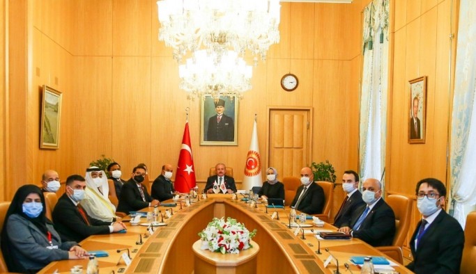 TBMM Başkanı Mustafa Şentoph, APA Başkanlık divanı üyelerini kabul etti