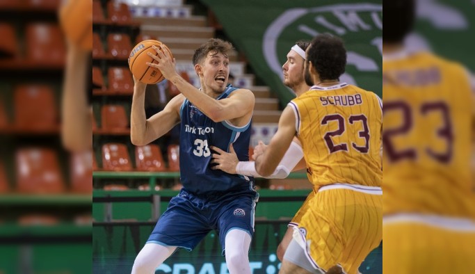 Türk Telekom FIBA Şampiyonlar Ligin'de liderliğini sürdürdü