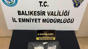 4 ilde uyuşturucu tacirlerine şafak operasyonu