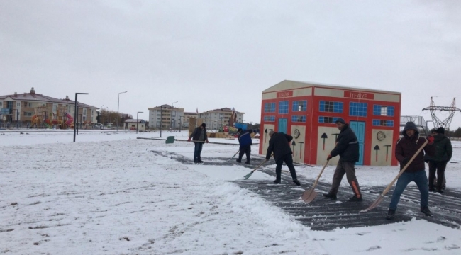 Aziziye'de karla mücadele seferberliği