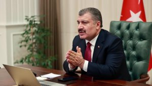 Bakan Koca: "Sağlık çalışanlarımızdan 830 bin kişi aşının ilk dozunu oldu"