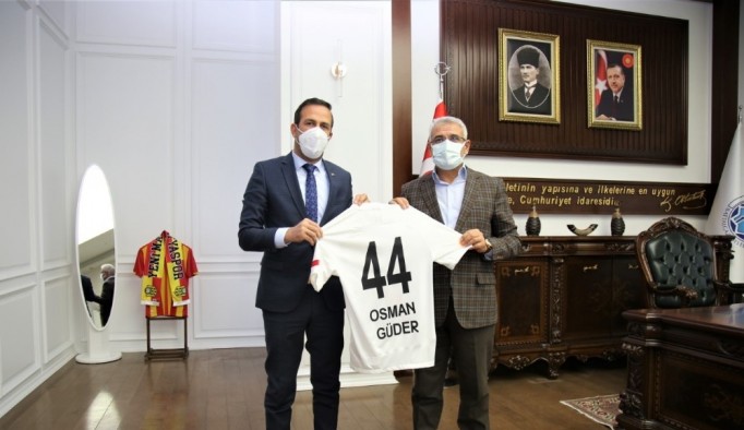 Başkan Güder'e Yeni Malatyaspor'dan anlamlı ziyaret
