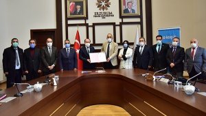 ETÜ ile Tez-Koop-İş Sendikası arasında toplu iş sözleşmesi imzalandı