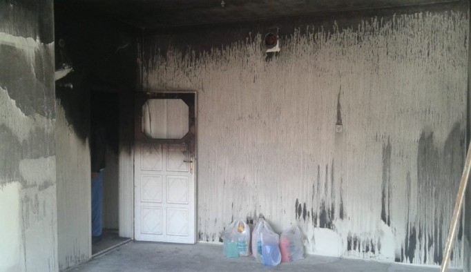 İpekyolu Kaymakamlığı evi yanan Yavuz ailesine yardım eli uzattı