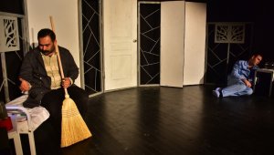 Medya Sanat'tan 'Kızıl Sır'