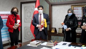 Öğretmenlerden "amigurumi örgü" ile farkındalık projesi