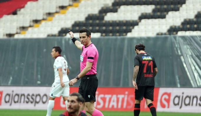 Süper Lig: Fatih Karagümrük: 0 - Trabzonspor: 0 (İlk yarı)