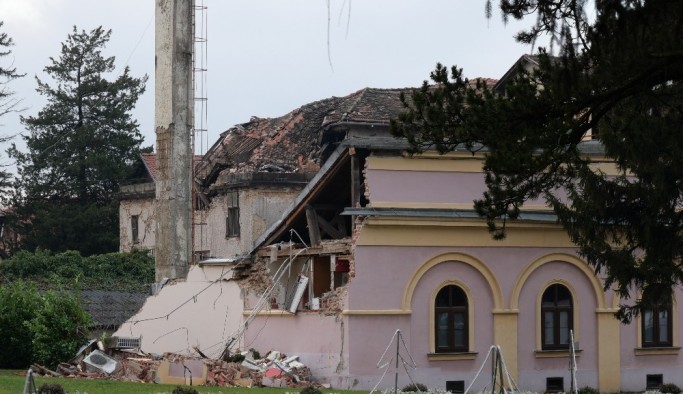 TİKA'dan Hırvatistan'daki depremzedelere destek