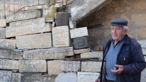 80 yıldır taşlara şekil veriyor