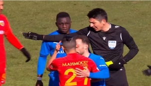 Ackah neden oynatıldı?