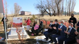El Bab şehidi kabri başında anıldı
