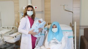 Erzurum Şehir Hastanesi'nde ilk kez suda doğum gerçekleşti